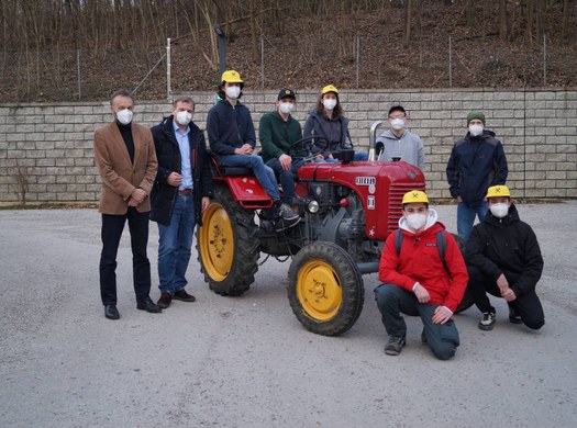 „18er“ E-Traktor – Maschinenbauer und Elektrotechniker arbeiten gemeinsam!