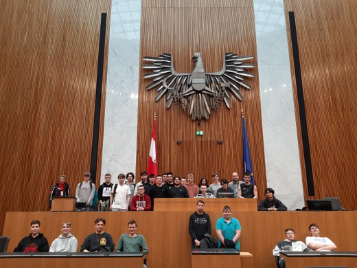 Foto_Exk Parlament 4 (Sitzungssaal 6).png