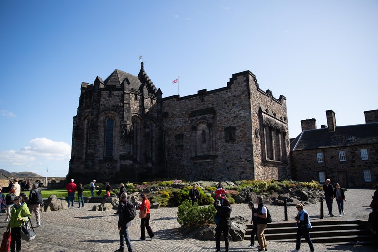 Edinburgh Castle.jpg Edinburgh Castle.jpg